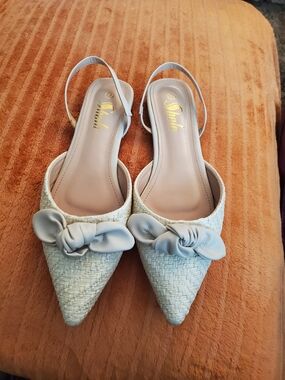 SHEIN Cream Woven Pointed-Toe Slingback Mules with Bow Accent